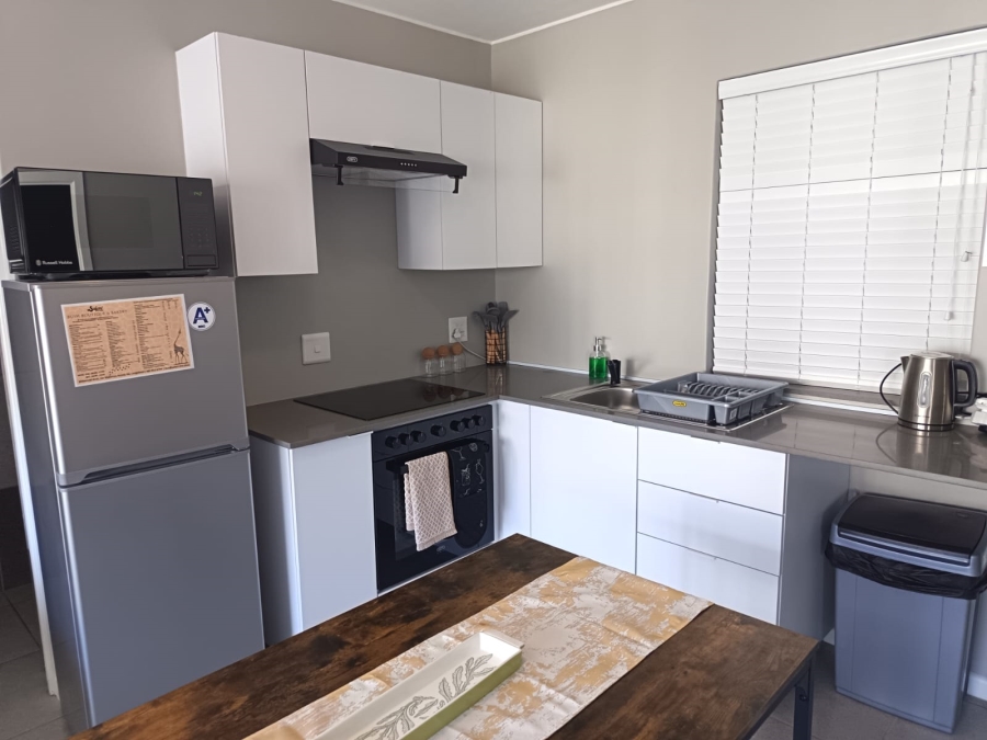To Let 2 Bedroom Property for Rent in Mykonos Western Cape